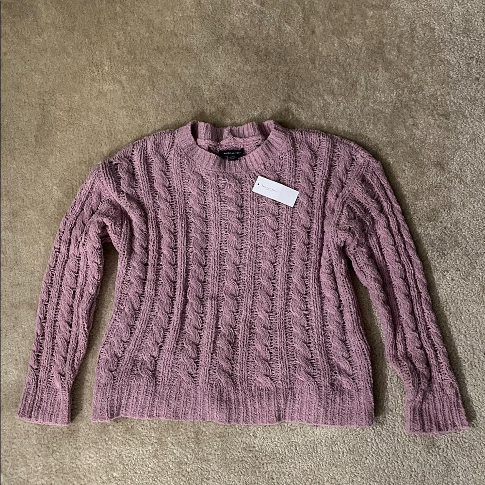 American Eagle Lavender Super Soft Sweater.  Size Small.